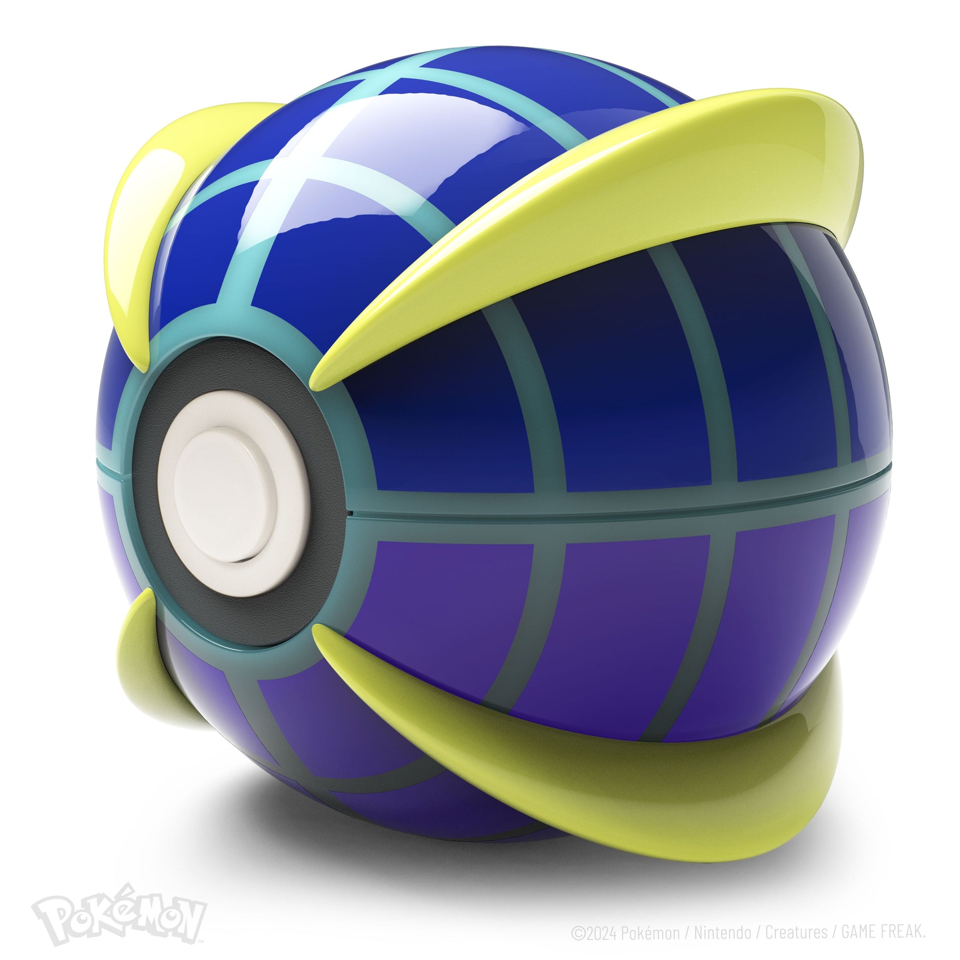 Pokemon - Electronic Die-Cast Beast Ball - Replica